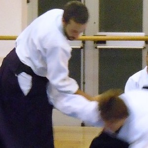 Corsi di Aikido da 5 ottobre  presso:
"Movimento Danza"
Via Bonito 21
merc-ven
21:22