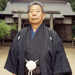 Tra i tanti meriti che bisogna attribuire al Maestro Saito, c'è quello di aver codificato, dopo aver avuto il permesso da Ueshiba, i movimenti ed il programma didattico di ken (spada) e jo (bastone), rinominando questi suoi metodi, aikiken e aikijo...